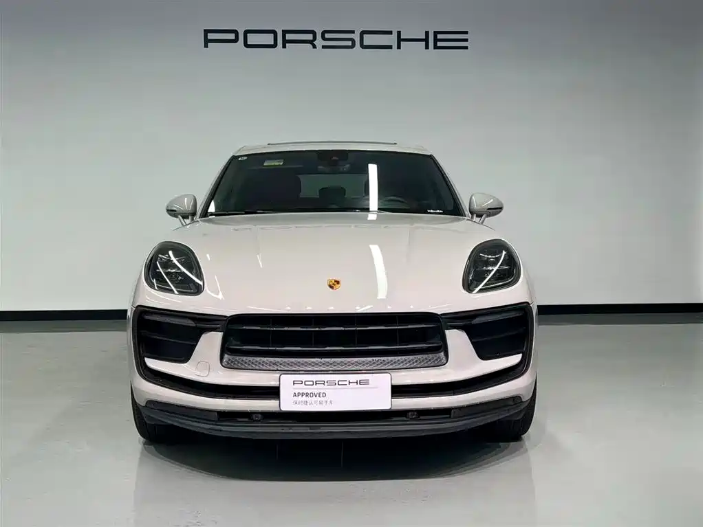 Porsche Macan 2024