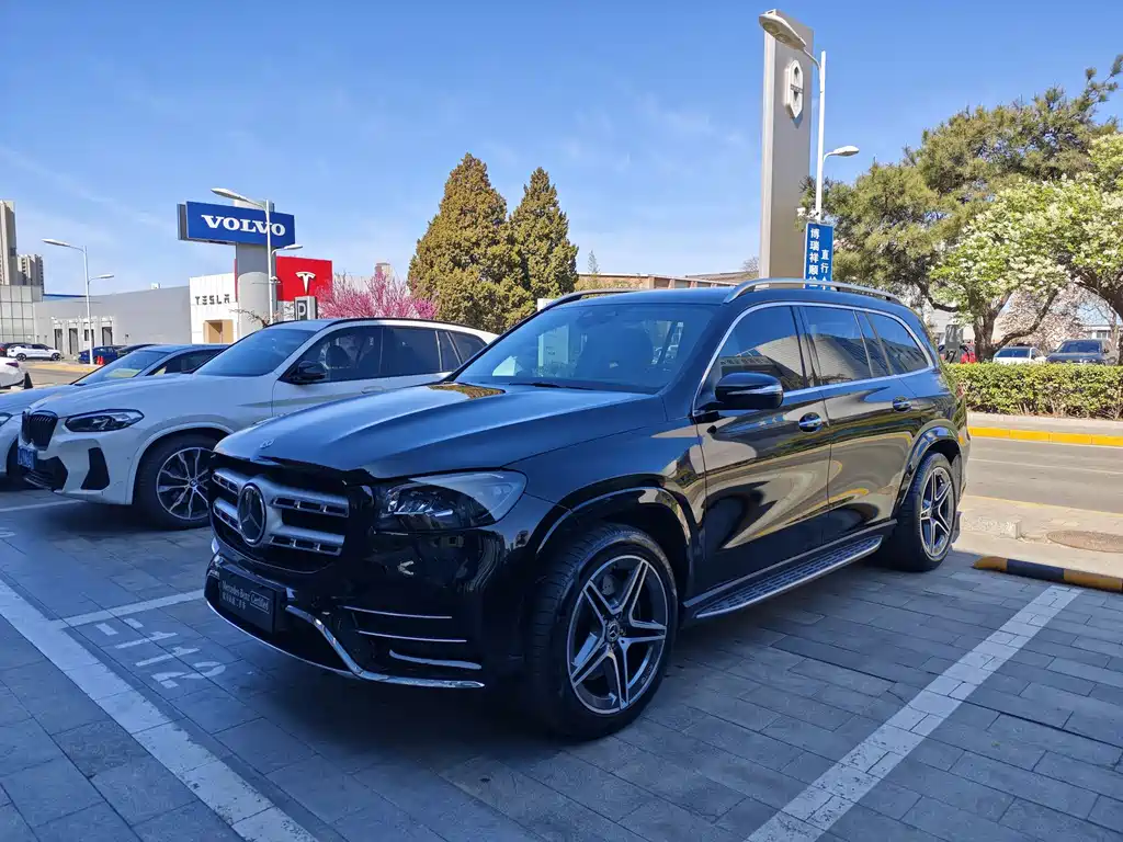 Mercedes-Benz GLS 2023