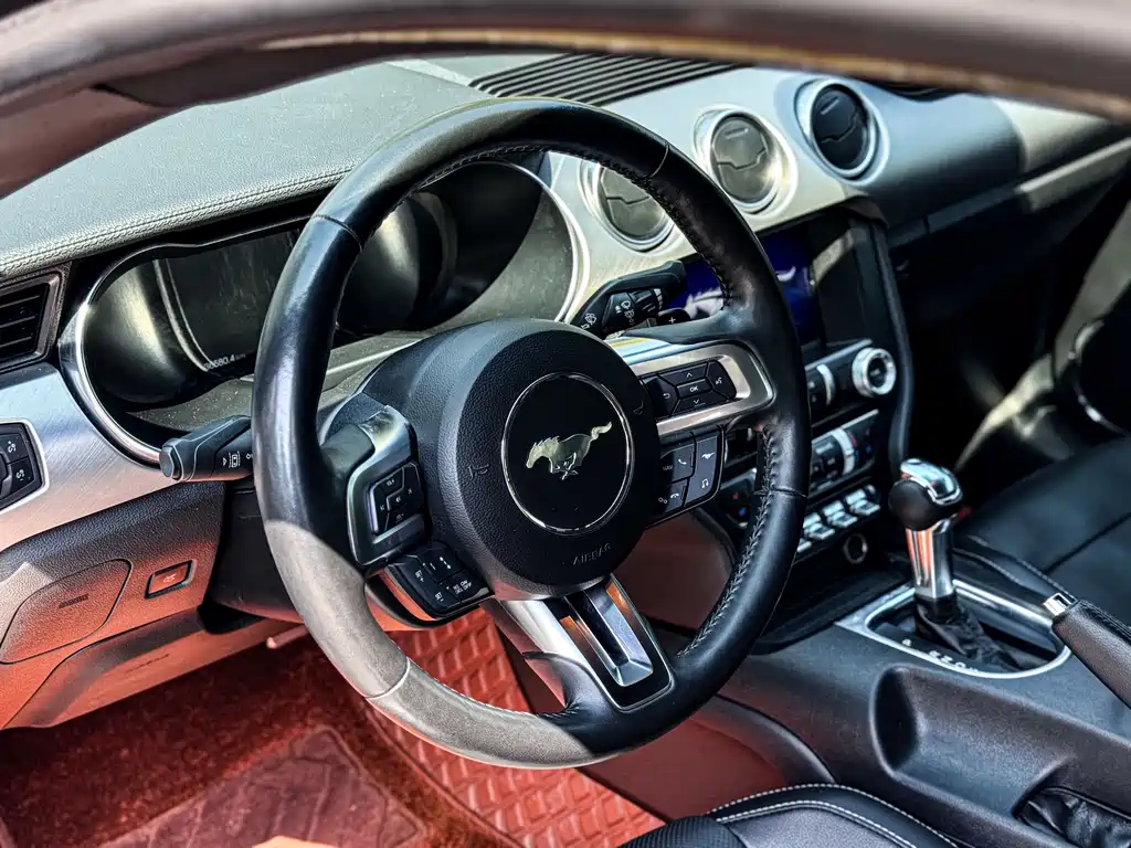Ford Mustang 2021