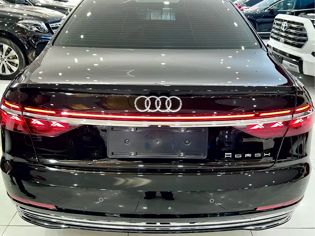 Audi A8 2024