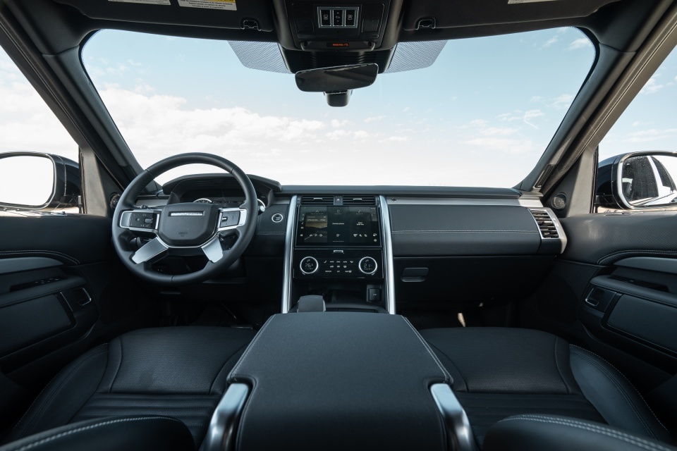 Land Rover Discovery 2023