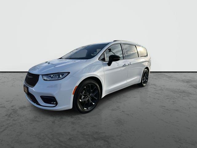 Chrysler Pacifica 2025