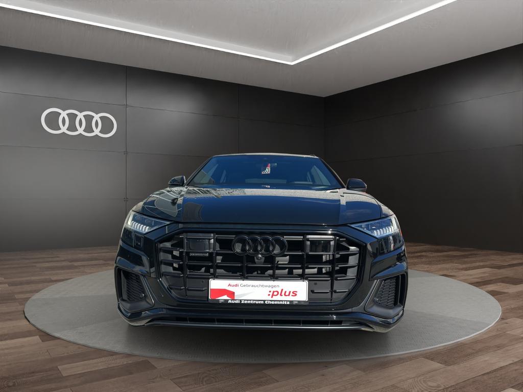 Audi Q8 2022