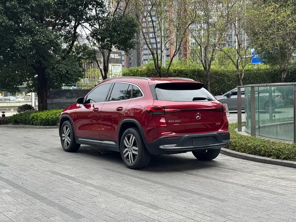 Mercedes-Benz EQA 2022