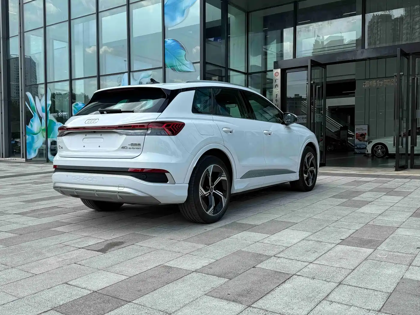 Audi Q4 e-tron 2025