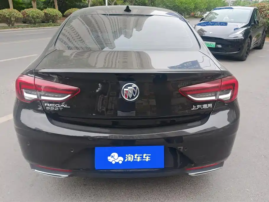 Buick Regal 2021