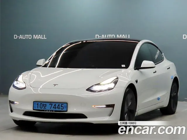 Tesla Model 3 2022