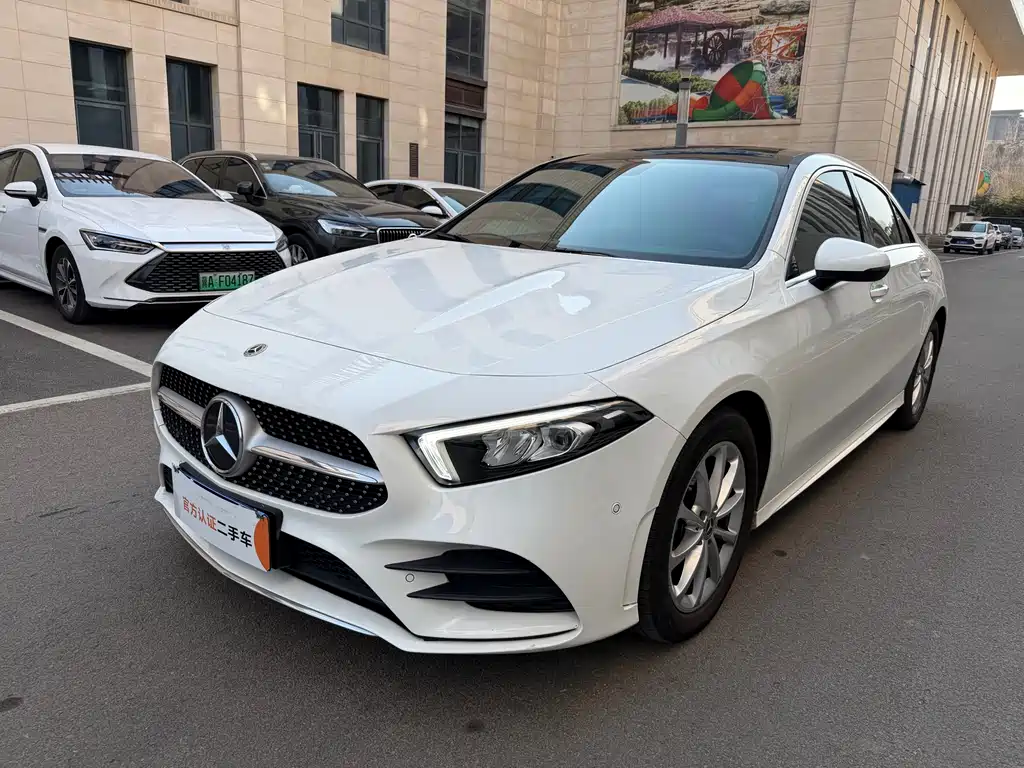 Mercedes-Benz A-Класс 2022