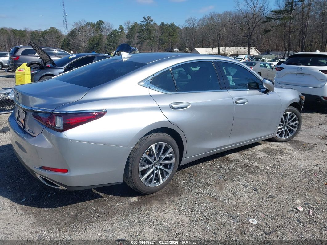 Lexus ES 2025