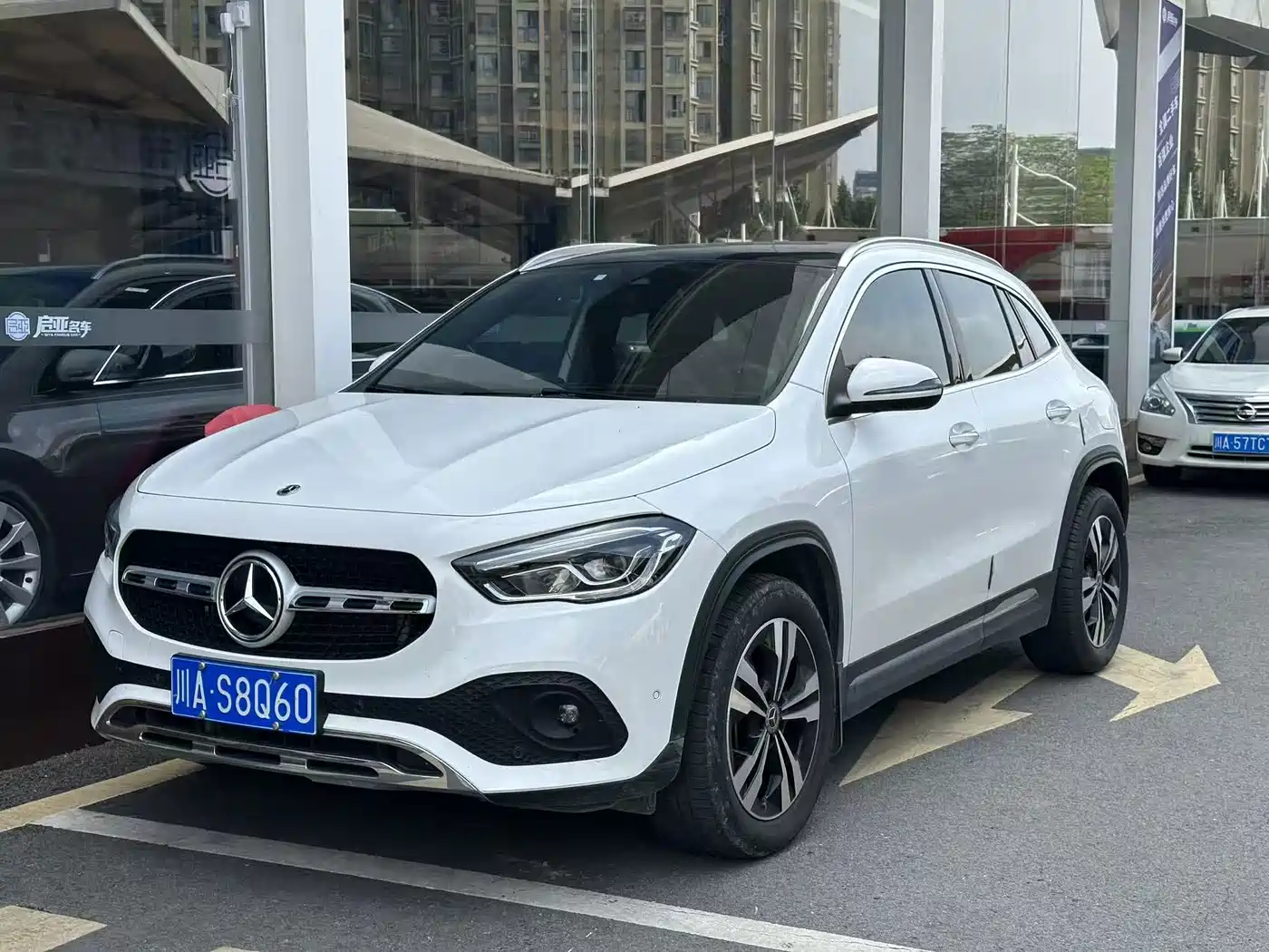 Mercedes-Benz GLA 2023