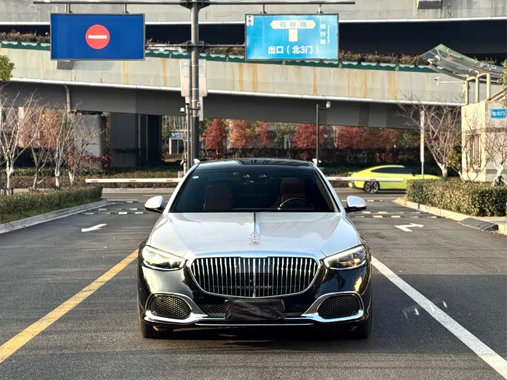 Mercedes-Benz Maybach S-Класс 2024