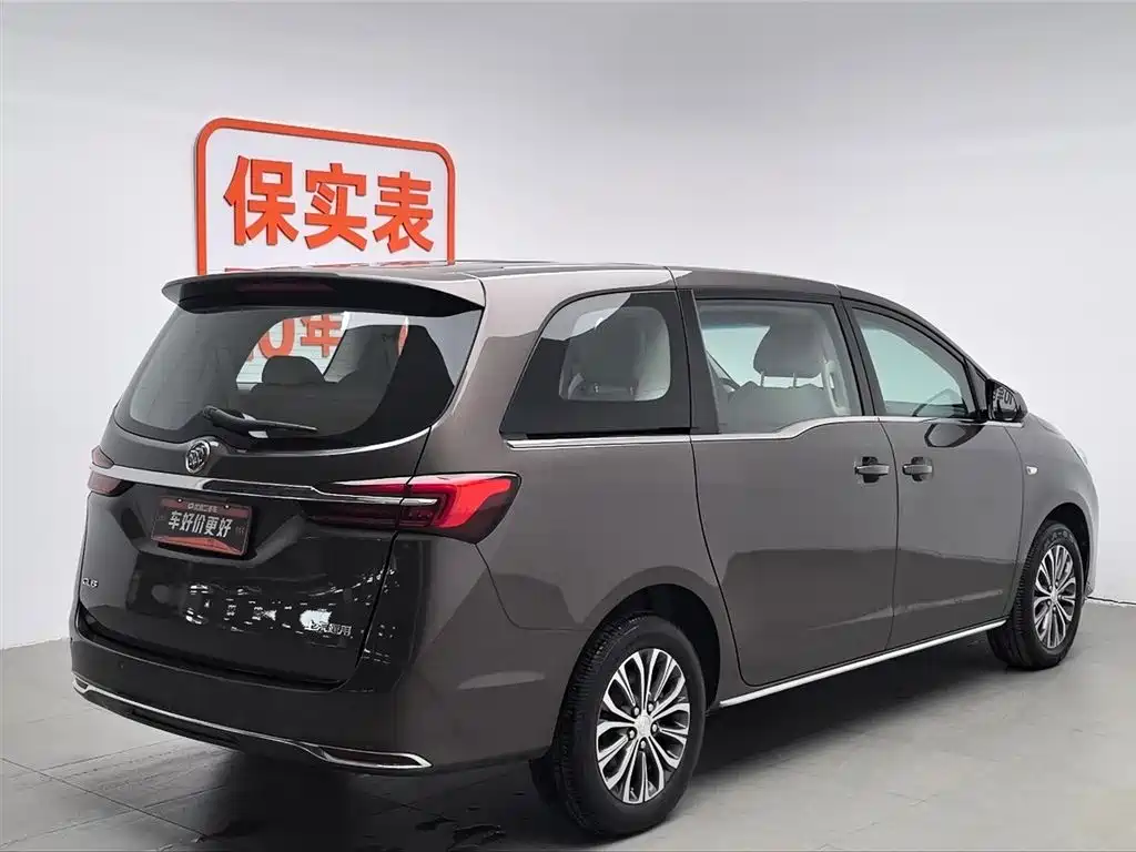 Buick GL8 2025