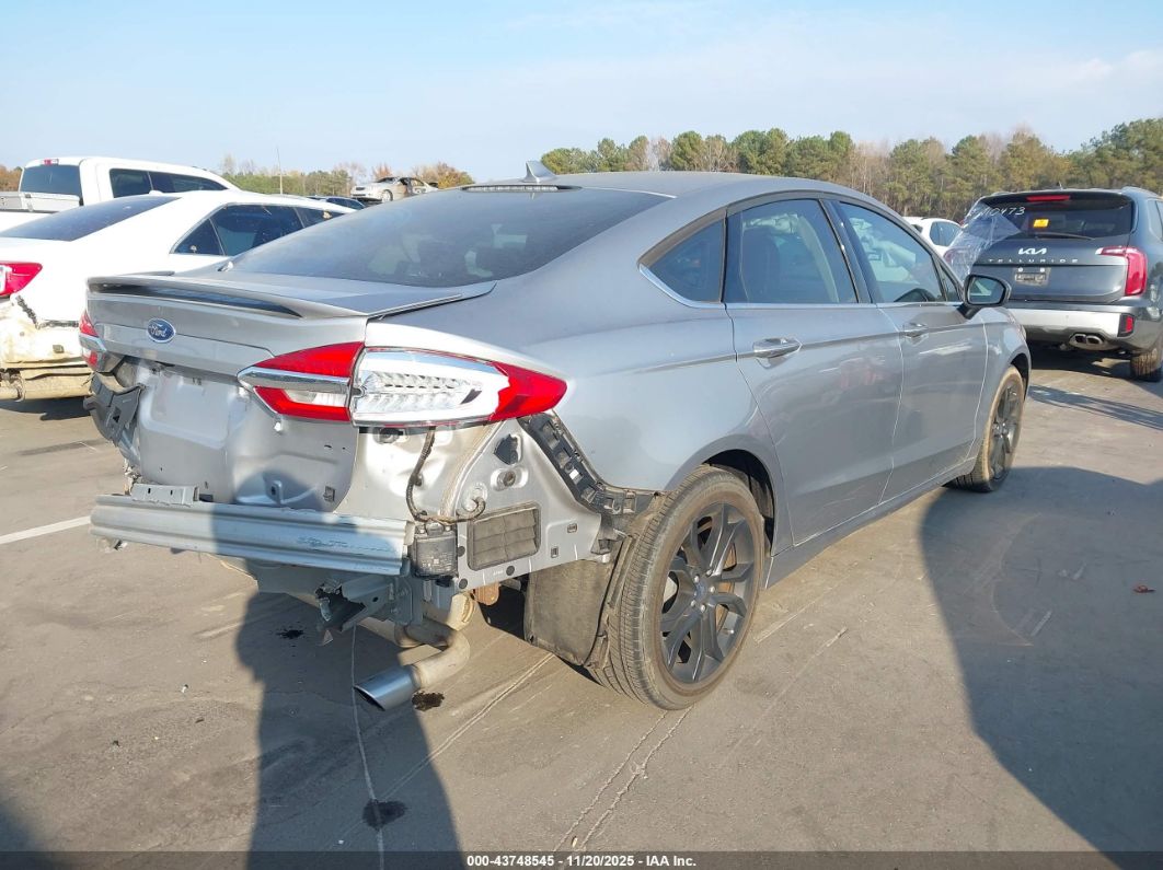 Ford Fusion 2020