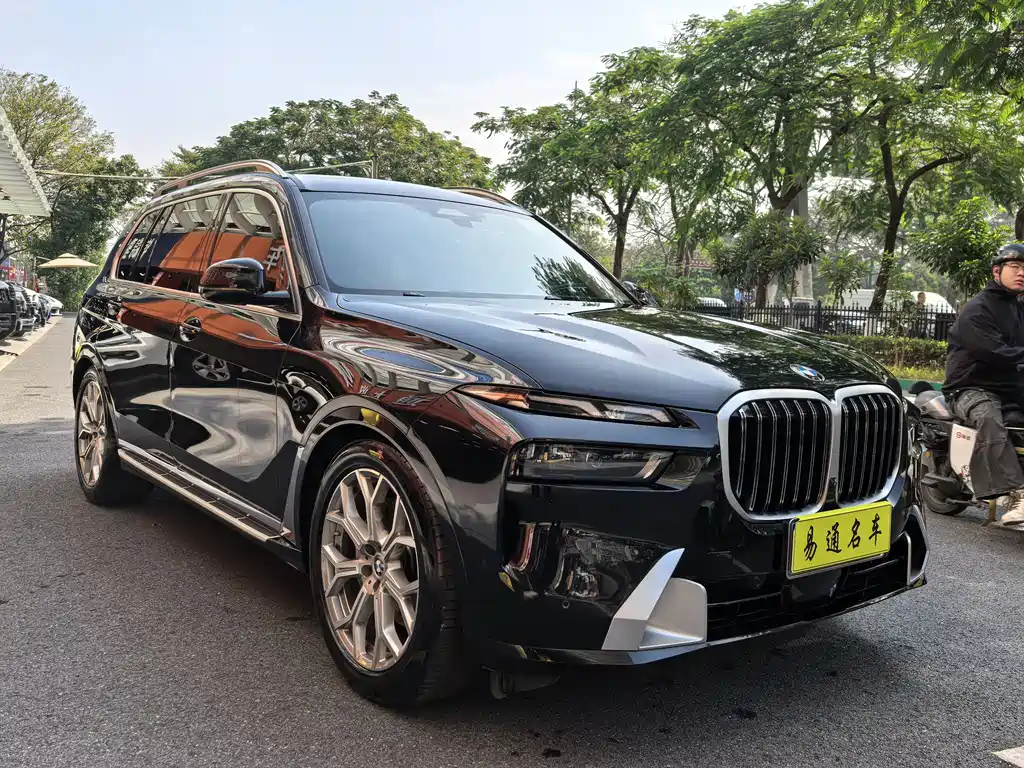 BMW X7 2024