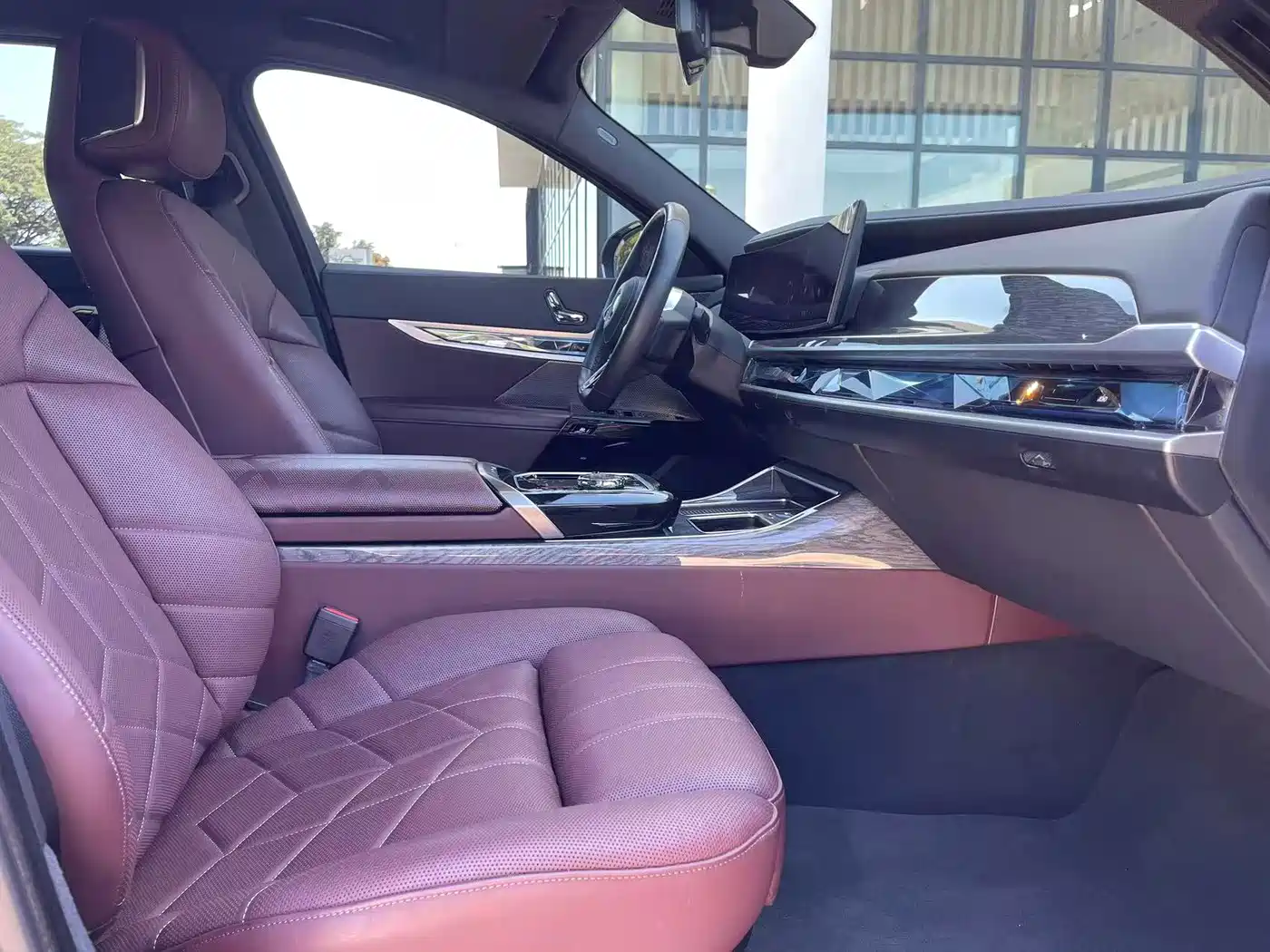 BMW i7 2023