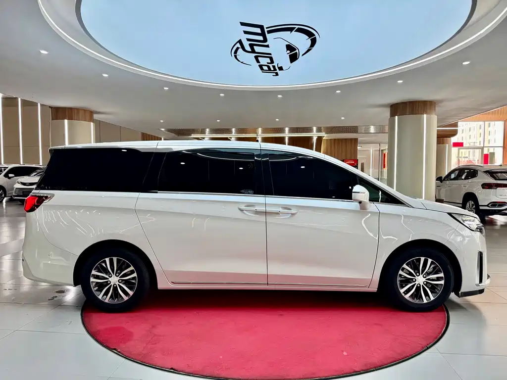 Buick GL8 2023