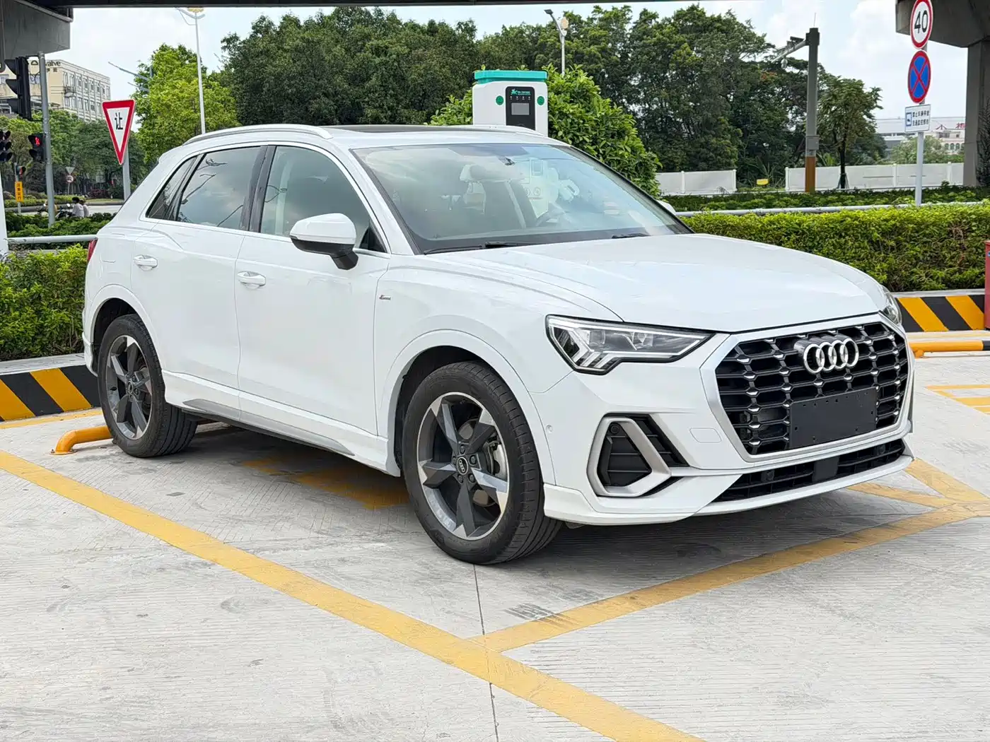 Audi Q3 2021