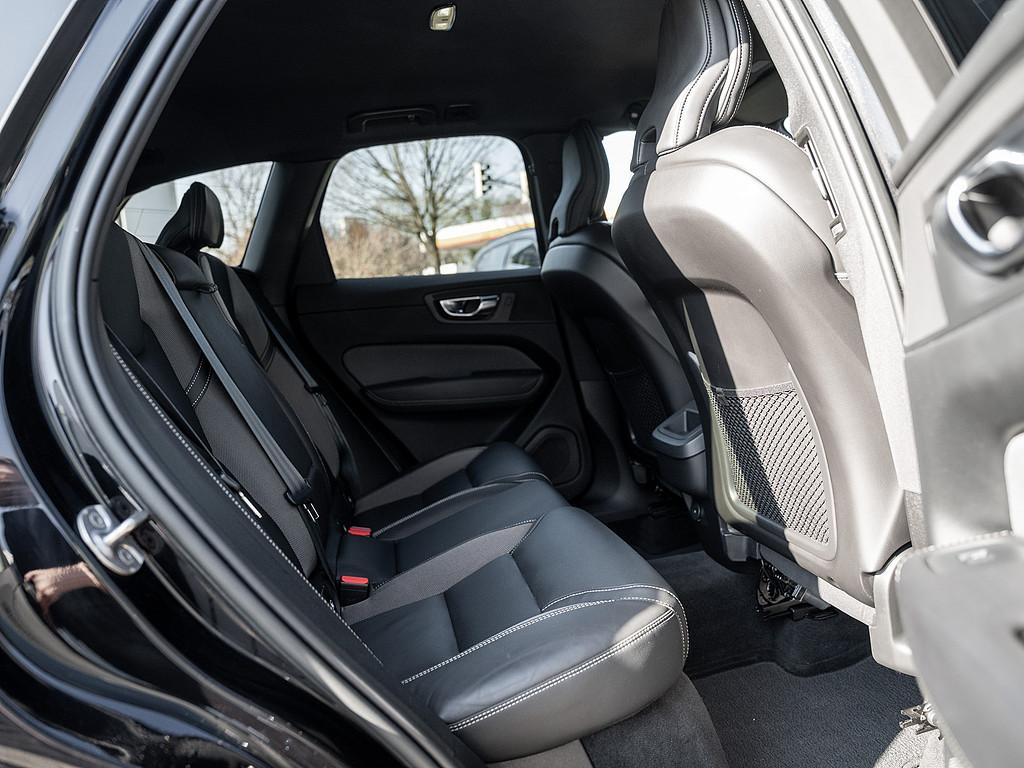 Volvo XC60 2022
