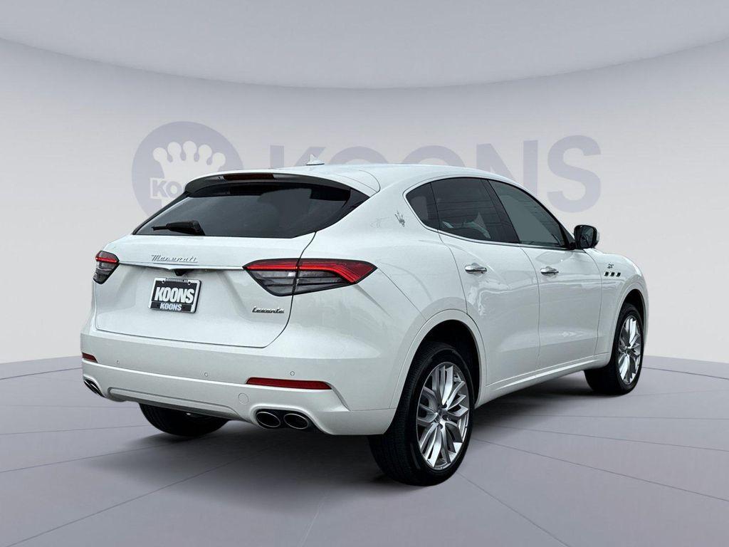 Maserati Levante 2022