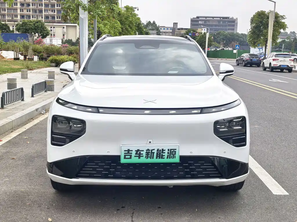 Xpeng G9 2023