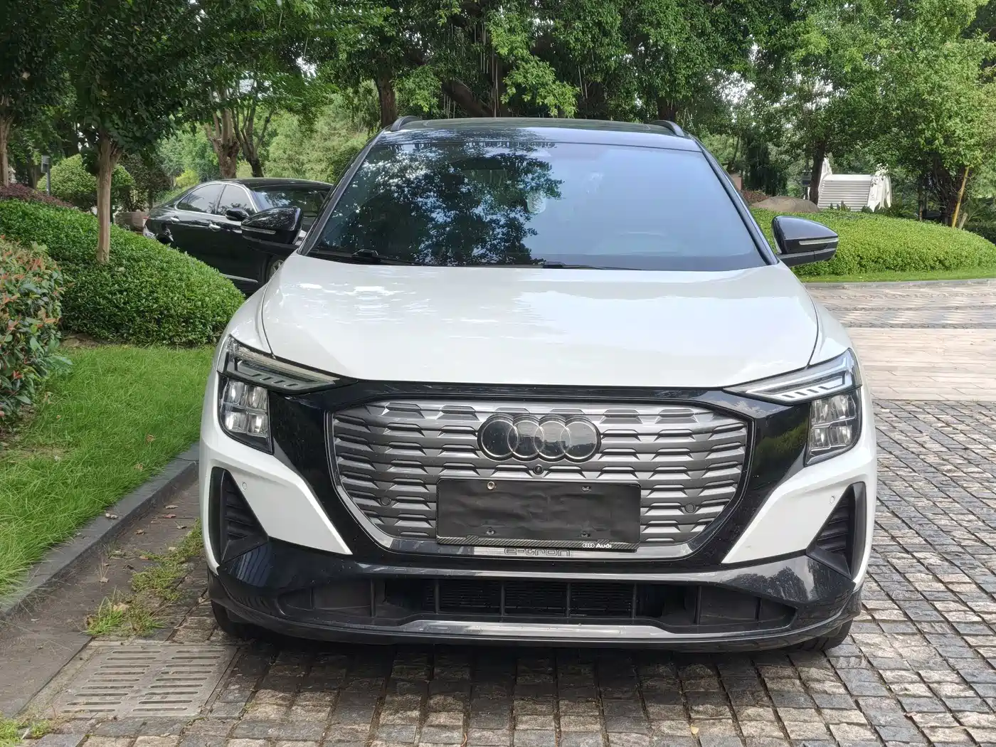 Audi Q5 e-tron 2024