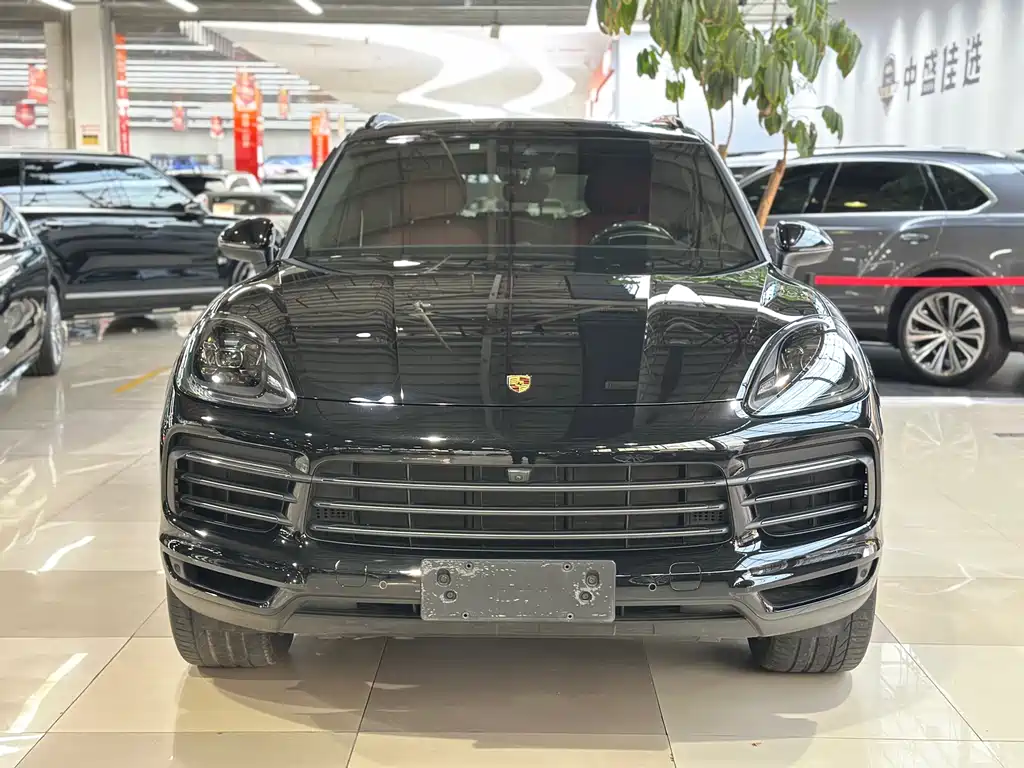 Porsche Cayenne 2023
