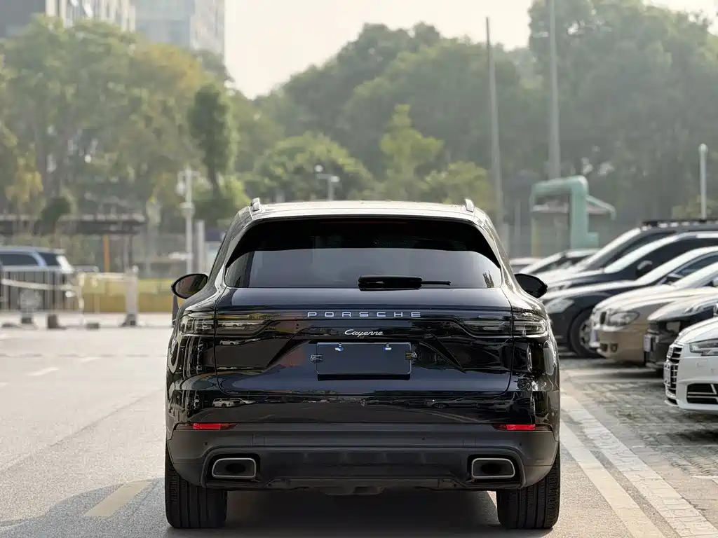 Porsche Cayenne 2020