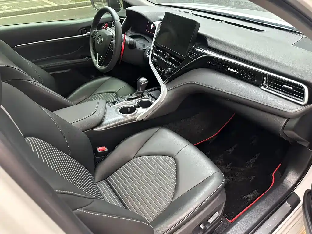 Toyota Camry 2023