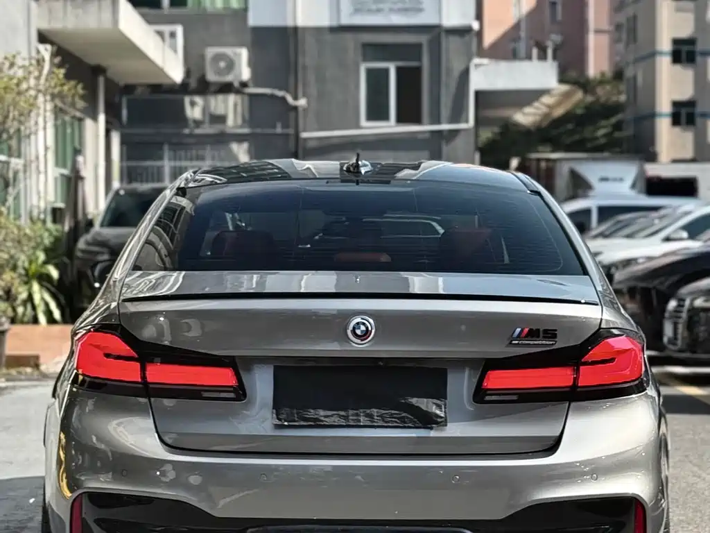 BMW M5 2020