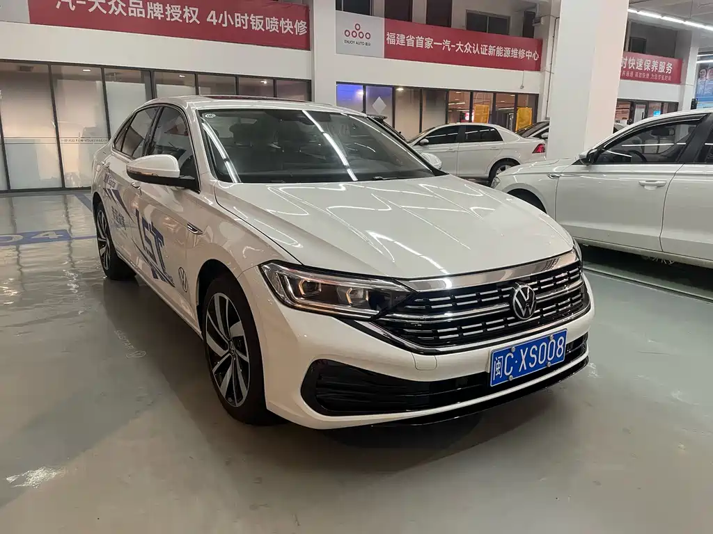 Volkswagen Jetta 2024