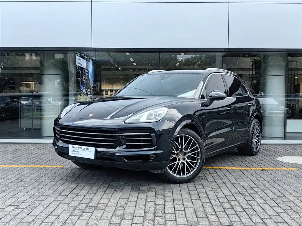 Porsche Cayenne 2021