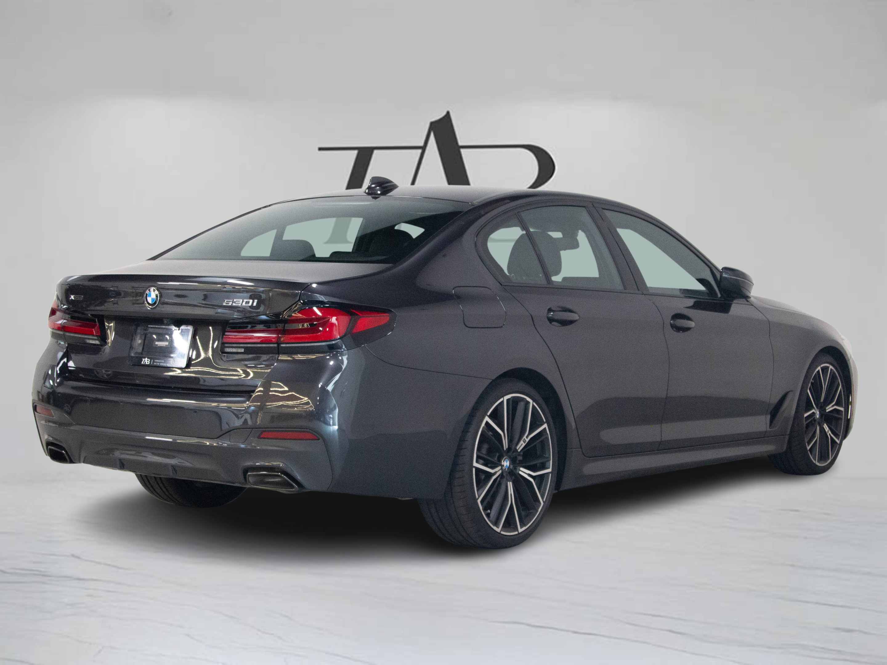 BMW 5 серии 2023