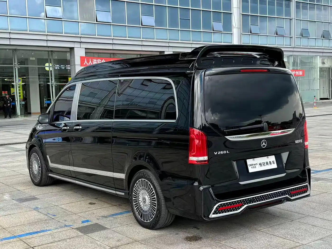 Mercedes-Benz V-Класс 2023
