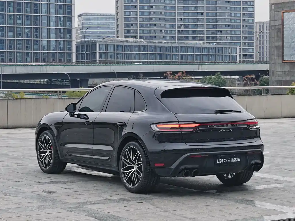 Porsche Macan 2023