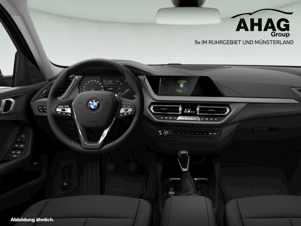 BMW 118 2021