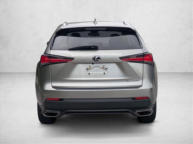 Lexus NX 300 2021
