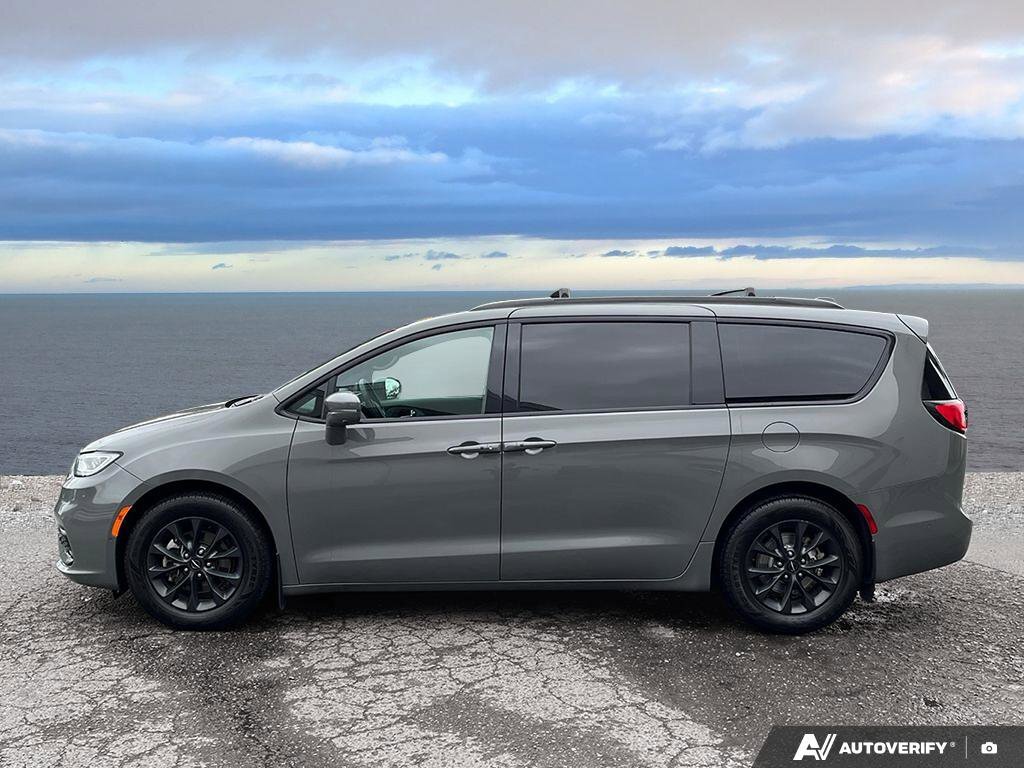 Chrysler Pacifica 2022