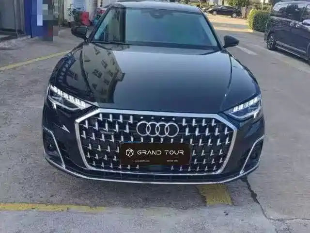 Audi A8 2025