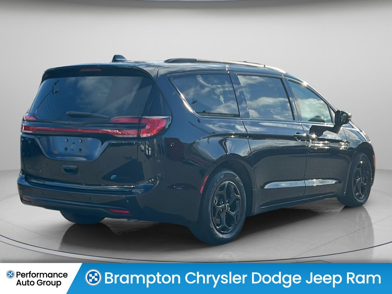 Chrysler Pacifica 2024