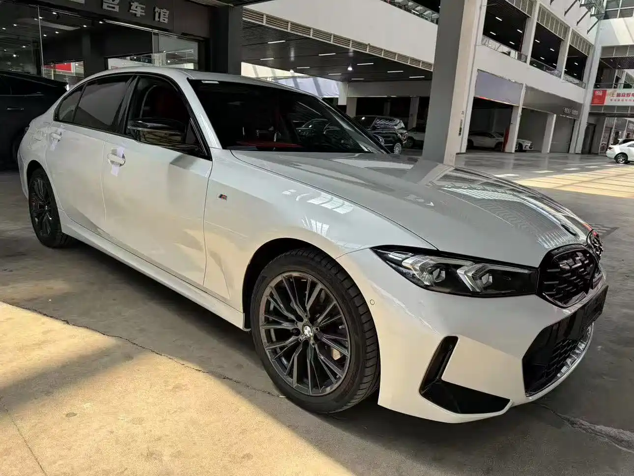 BMW 3 серии 2023