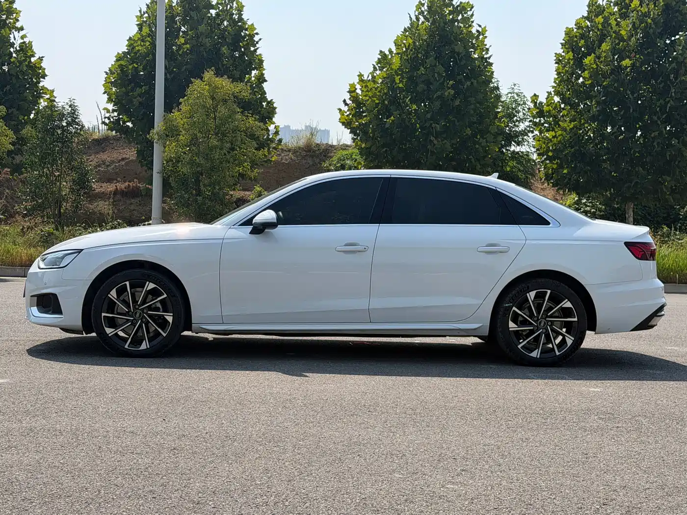 Audi A4 2023
