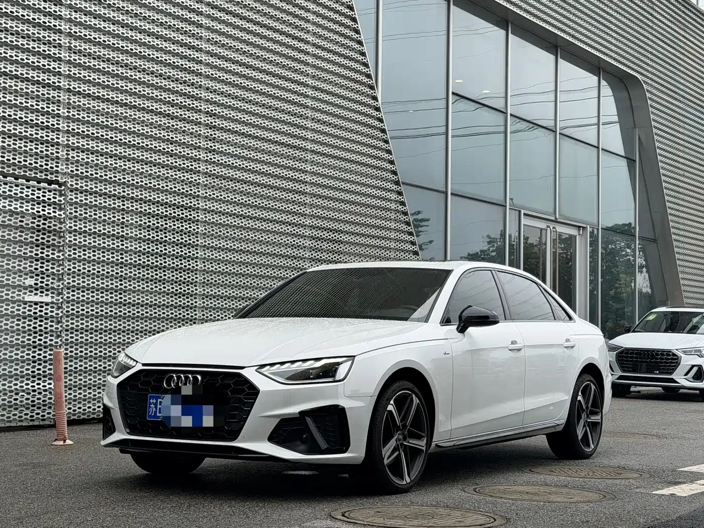 Audi A4 2024