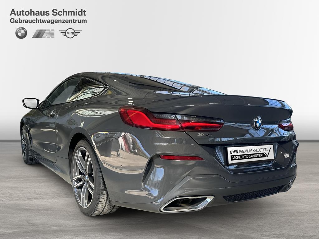 BMW M850 2023