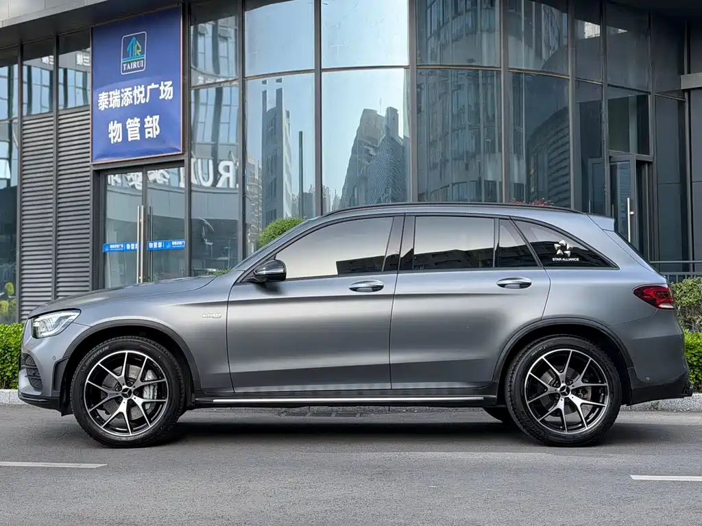 Mercedes-Benz GLC AMG 2023