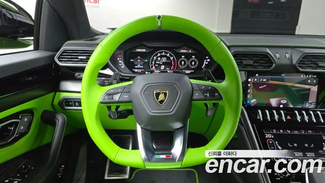 Lamborghini Urus 2022