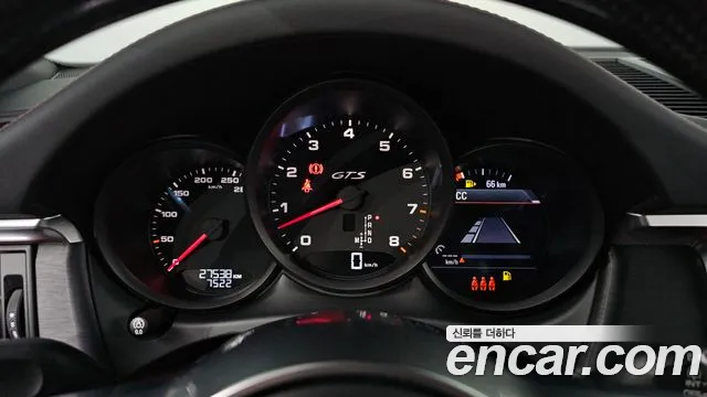 Porsche Macan 2021