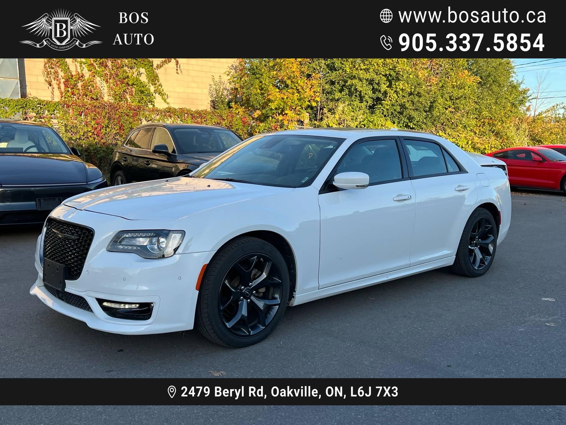 Chrysler 300 2023