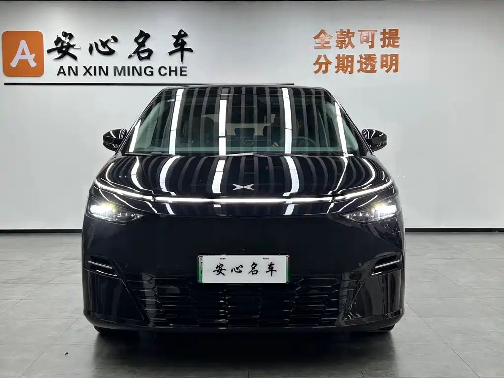 Xpeng X9 2025