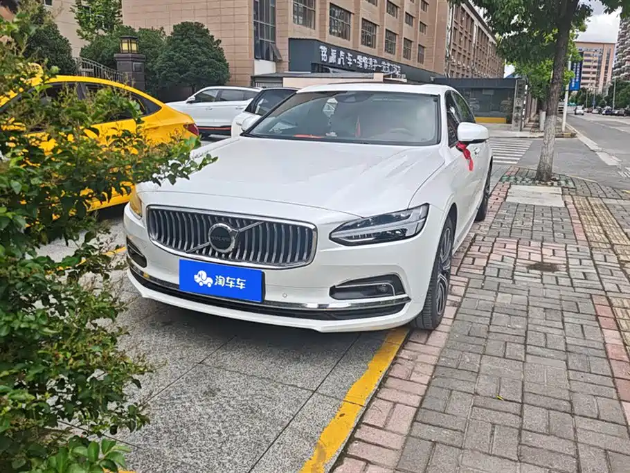 Volvo S90 2021