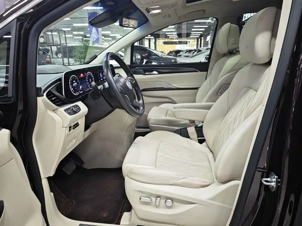 Buick GL8 2021